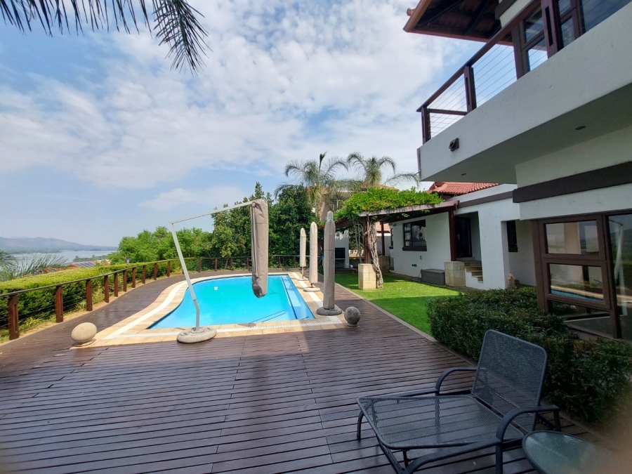 6 Bedroom Property for Sale in Birdwood Estate North West